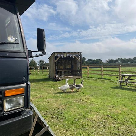 North Yorkshire Horse Box Hotel Buitenkant foto