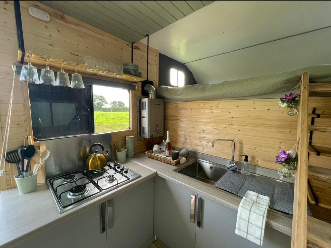 North Yorkshire Horse Box Hotel Buitenkant foto
